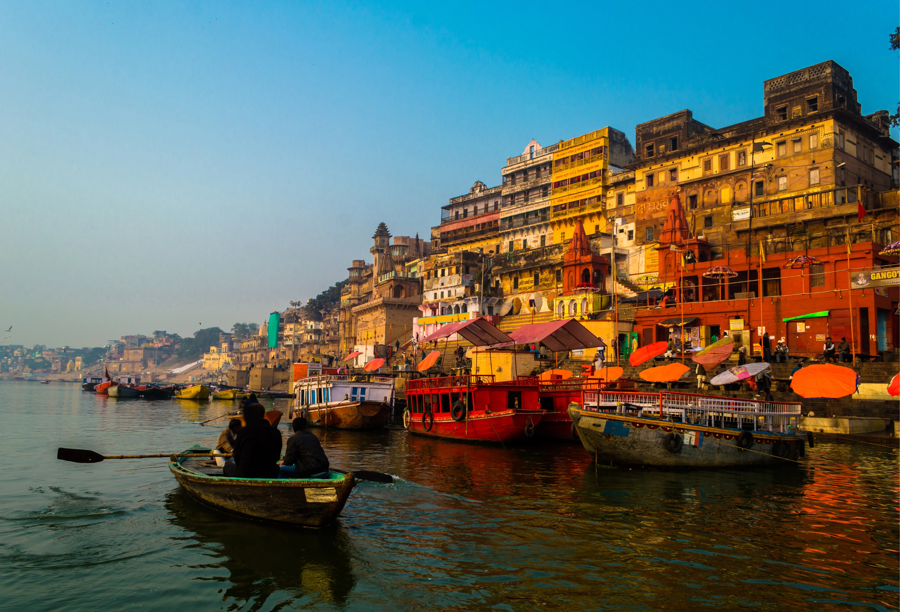 Golden Triangle Tour With Varanasi 5 Nights 6 Days​